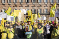 Torino, protesta della Coldiretti in Piazza Castello per chiedere assicurazioni contro il cambiamento climatico