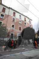 Bologna, giorno della memoria - installazione pietre di inciampo a casa di Arpad Weisz