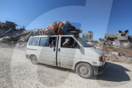 Displaced Gazans cross Netzarim corridor into Gaza City