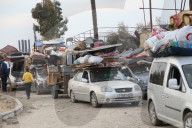 Thousands of Gazans return north to Gaza City