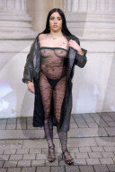 Saint Laurent Homme: Photocall - Paris Fashion Week