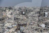Harsh living conditions for Gazans amidst rubble