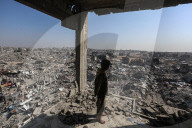 Harsh living conditions for Gazans amidst rubble