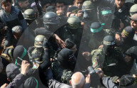 Hamas forces Israeli female hostage thru mob of armed men in dangerous propaganda display