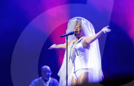 Lady Blackbird review - flamboyance and nuance from late-blossoming jazz-soul star.