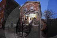 ICE raids on illegal aliens in Chicago