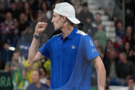 Tennis Coupe Davis: La France mène 2-0 après les victoires d'Arthur Fils et d'Ugo Humbert à Orléans