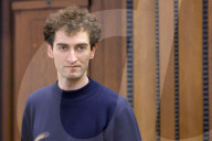 Aktivist Loic Schneider, auch bekannt als der Mönch von Lützerath, steht vor Gericht in Mönchengladbach