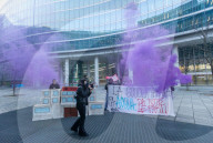Milano - Presidio con azione degli studenti di Unione degli Studenti