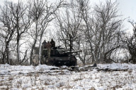 Live fire exercise of Ukrainian tank crews 