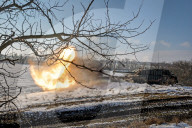 Live fire exercise of Ukrainian tank crews 