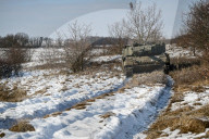 Live fire exercise of Ukrainian tank crews 