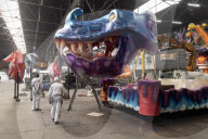 Carnaval de Nice "Roi des Oceans" atelier de fabrication Halle Spada