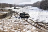 Live fire exercise of Ukrainian tank crews 