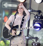 Gracie Abrams Performs on Today June 2024