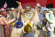 Fotoprobe der Oper Pferd frisst Hut unter der Regie von Herbert Fritsch in Berlin