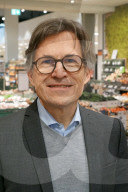 Der EDEKA Vorstandsvorsitzende Markus Mosa im EDEKA Markt Struve in Hamburg Lokstedt 