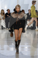 MODE - New York Fashion Week Herbst/Winter 2025/2026: AKNVAS