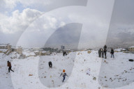 Rare heavy snowfall in Damascus