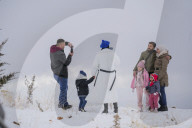 Rare heavy snowfall in Damascus