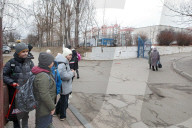 Children evacuated as Kyiv school searched for bomb