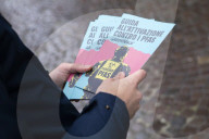 Torino, sit-in organizzato da Greenpeace per protestare contro la presenza dei Pfas nelle acque potabili della regione Piemonte
