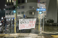 Presidio a Piazza Cavour per la liberazione di Gino a Milano