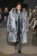 MODE - New York Fashion Week Herbst/Winter 2025/2026: Sergio Hudson