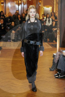 MODE - New York Fashion Week Herbst/Winter 2025/2026: Anna Sui
