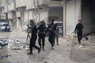 Public Security Deployed In Al-Tadamon To Protect Protesters