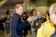 Invictus Games 2025 in Vancouver: Meghan und Harry beim Rollstuhlbasketball