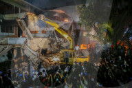 Protesters Set Fire To Ex-Bangladesh PM's Family Home - Dhaka