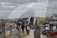 Return Of Displaced People To Gaza City Continue