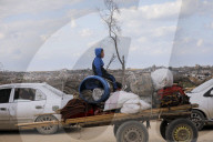 Return Of Displaced People To Gaza City Continue
