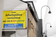 Pro-AfD Wahlplakate in Koeln