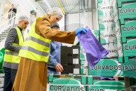 Adel: Zero Waste - Königin Maxima besucht das InstockMarket Food Rescue Cente in Diemen