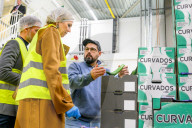 Adel: Zero Waste - Königin Maxima besucht das InstockMarket Food Rescue Cente in Diemen