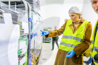 Adel: Zero Waste - Königin Maxima besucht das InstockMarket Food Rescue Cente in Diemen