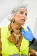 Adel: Zero Waste - Königin Maxima besucht das InstockMarket Food Rescue Cente in Diemen