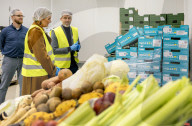 Adel: Zero Waste - Königin Maxima besucht das InstockMarket Food Rescue Cente in Diemen