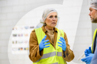 Adel: Zero Waste - Königin Maxima besucht das InstockMarket Food Rescue Cente in Diemen
