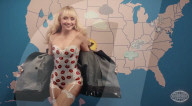Images de la vidéo Vogue Magazine "The Short Report" avec Sabrina Carpenter