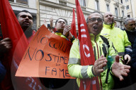 Roma - Mobilitazione dei lavoratori antincendio al Ministero del Lavoro