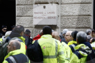 Roma - Mobilitazione dei lavoratori antincendio al Ministero del Lavoro
