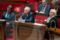 No-confidence motion against the 49.3 of French prime minister - Paris AJ