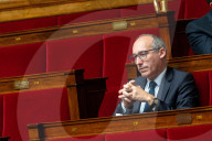 No-confidence motion against the 49.3 of French prime minister - Paris AJ