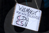 Demonstration gegen den Rechtsruck in der Gesellschaft in Marburg
