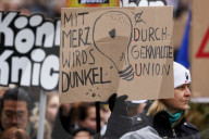 Demonstration gegen den Rechtsruck in der Gesellschaft in Marburg