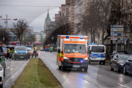 Auto fährt in Verdi-Demo in München - viele Verletzte