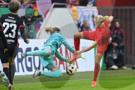 Fussball DFB Pokal Viertelfinale der Frauen/  FC Bayern Muenchen - Eintracht Frankfurt  4-1
